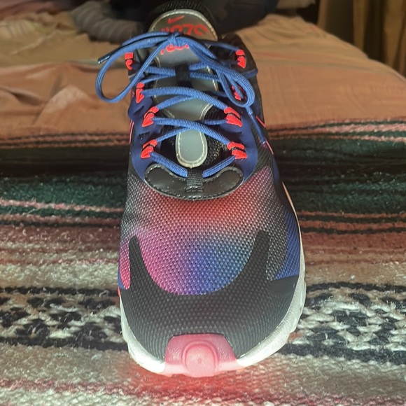 Nike airmax 270 - Picture 3 of 5